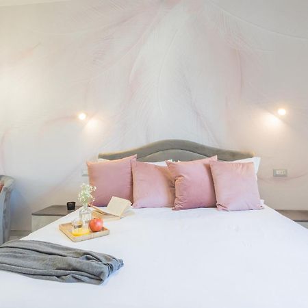 Cernobbio Dream Suites By Rent All Como Экстерьер фото