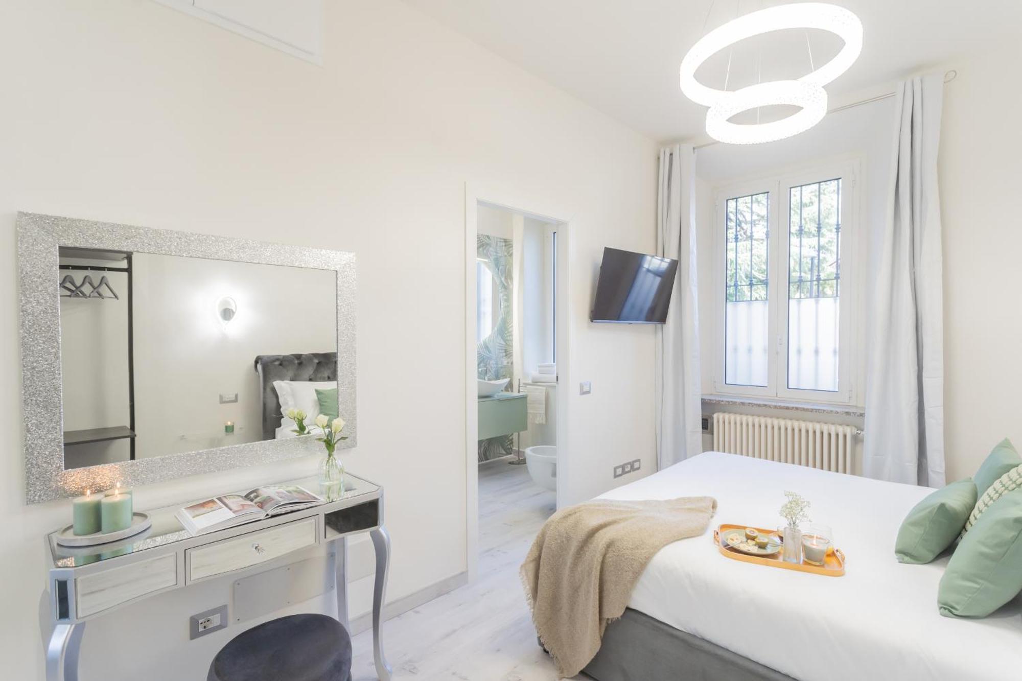 Cernobbio Dream Suites By Rent All Como Экстерьер фото